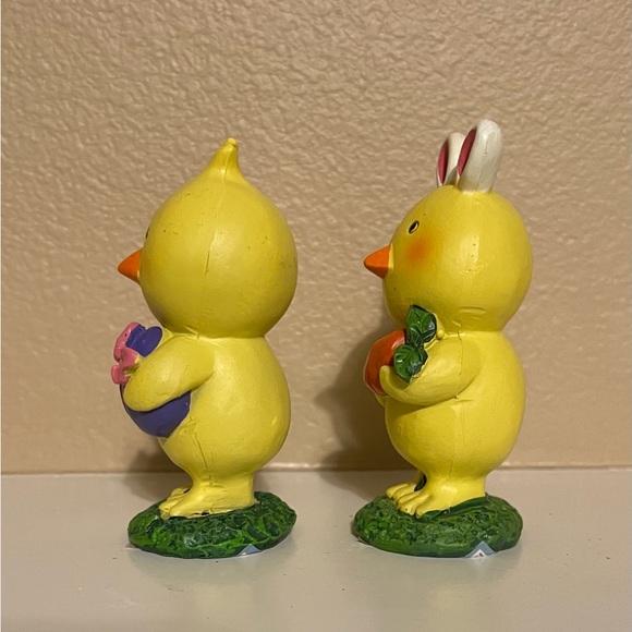 Easter Chicks  Decor - Picture 2 of 4